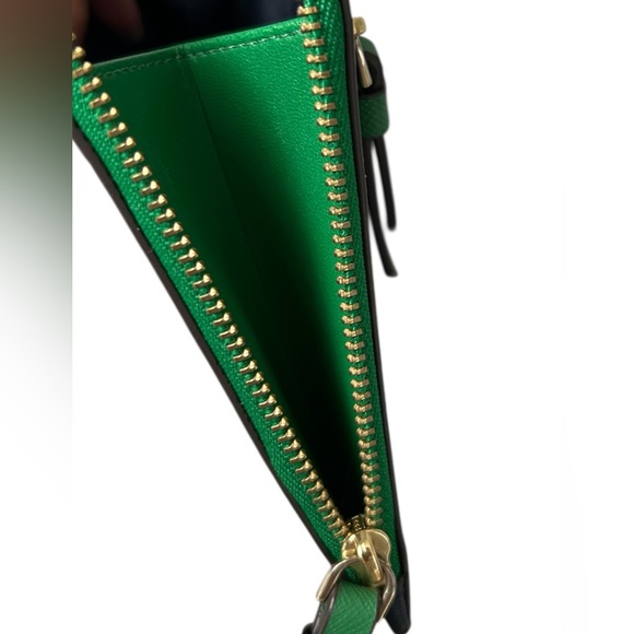 Kate Spade L-zip Saffiano Leather Wristlet EUC - Picture 7 of 7